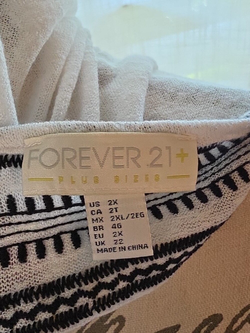 Forever 21 Plus White and Black Embroidered Open Kimono - Picture 2 of 8